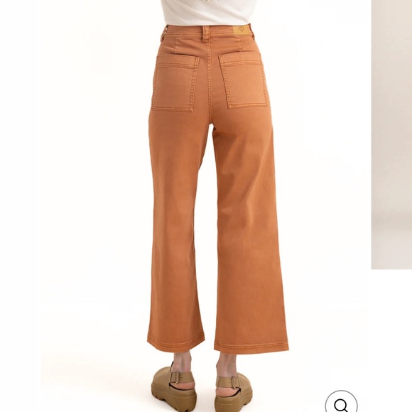 H&M high-waisted wide-cut jeans (size 0) - Picture 1 of 7